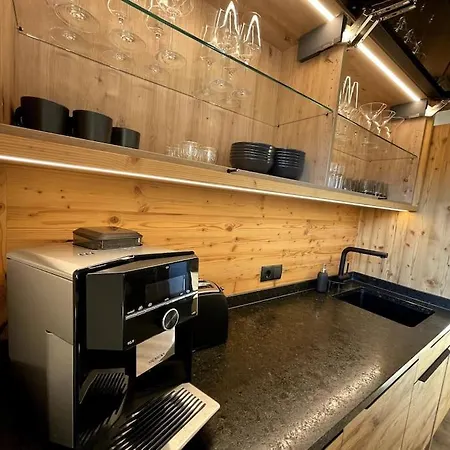 Panorama Penthouse Mit Sauna & Grossem Balkon *
